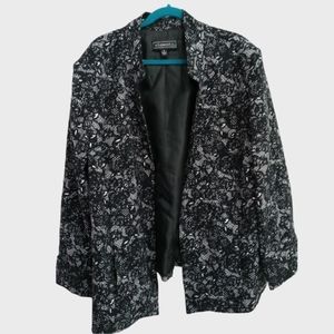 elementz women's Blazer/  Jacket. Color Black & White/Size S